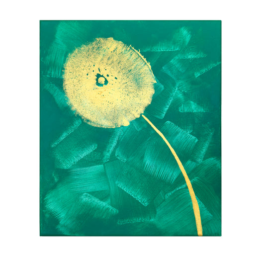 Frontale Abbildung vom Kunstwerk BC #02 Acrylfarbe auf Leinwand. Das Kunstwerk zeigt eine Art Pusteblume in goldener Farbe auf einem türkisfarbenen Hintergrund. Die Blüte wurde mit der Brust gestempelt.